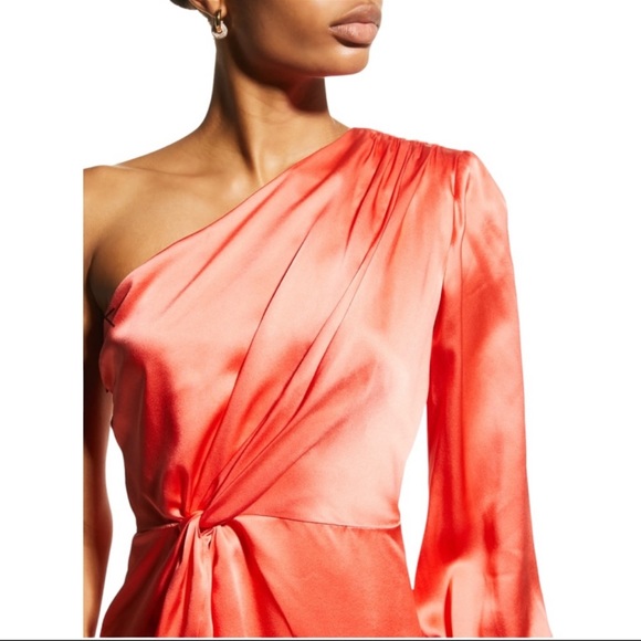 Cinq à Sept - Stace One-Shoulder Top - Picture 5 of 12